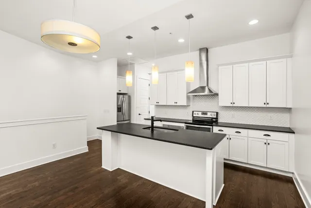 $2,700 | 1034 Maynor Avenue, Nashville, TN 37216