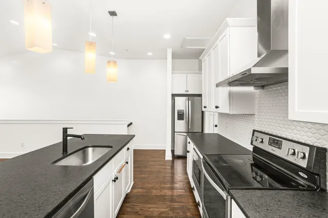 $2,700 | 1034 Maynor Avenue, Nashville, TN 37216