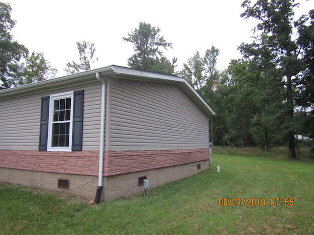 1562 Ellison Pulaski Road Eubank, KY 42567 - Photo 2 of 18 IMG_3355