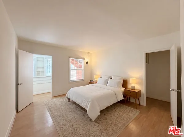 $3,200 | 173 North Mariposa Avenue, Los Angeles, CA 90004