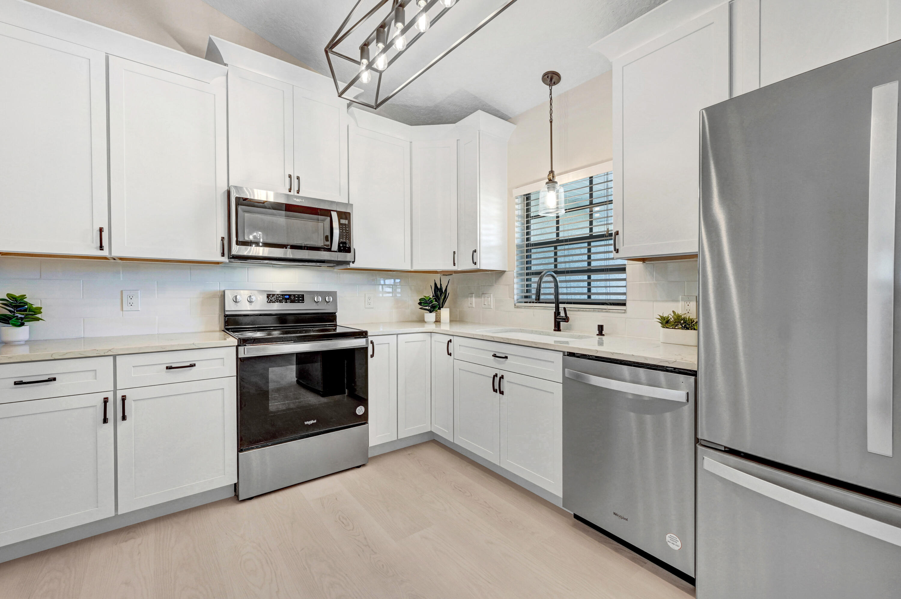 6325 Hudson Road Cocoa, FL 32927 - Photo 11 of 37 Kitchen