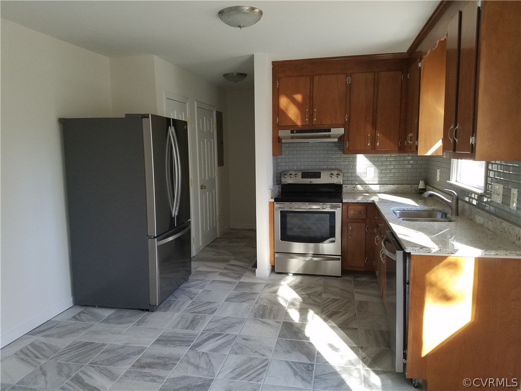 1807 Stone River Road Richmond, VA 23235 - Photo 4 of 18 Gallery Image 4