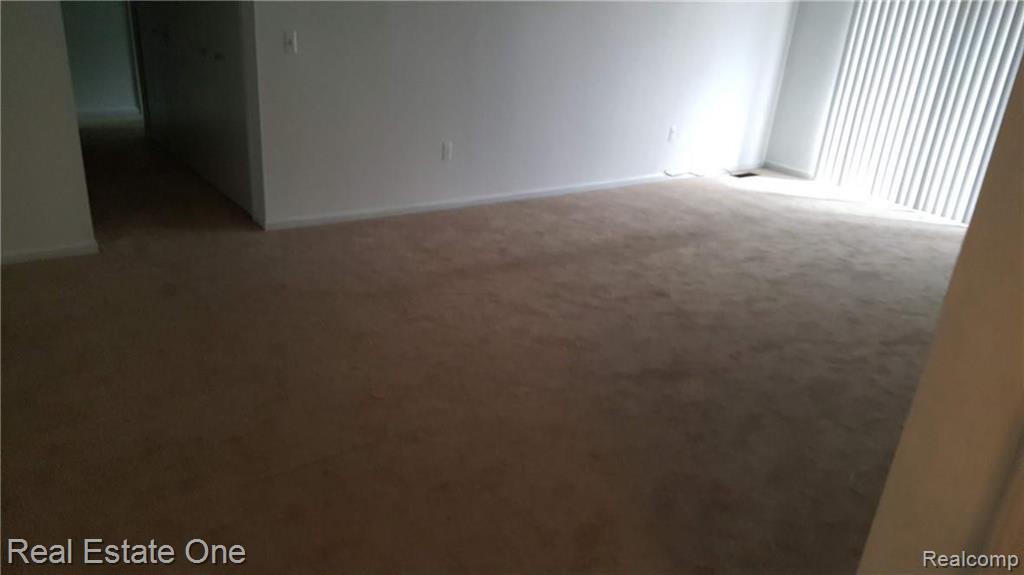 29640 Middlebelt Road, Unit 1603 Farmington, MI 48334 - Photo 5 of 31