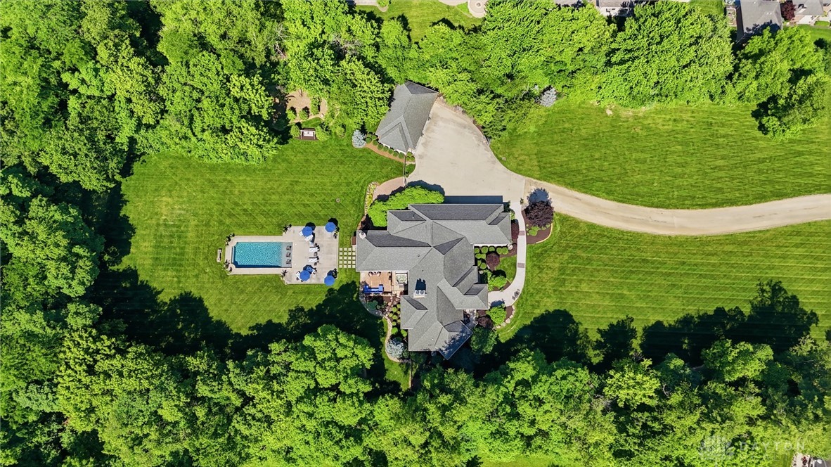 6651 Possum Run Road Dayton, OH 45440 - Photo 2 of 100