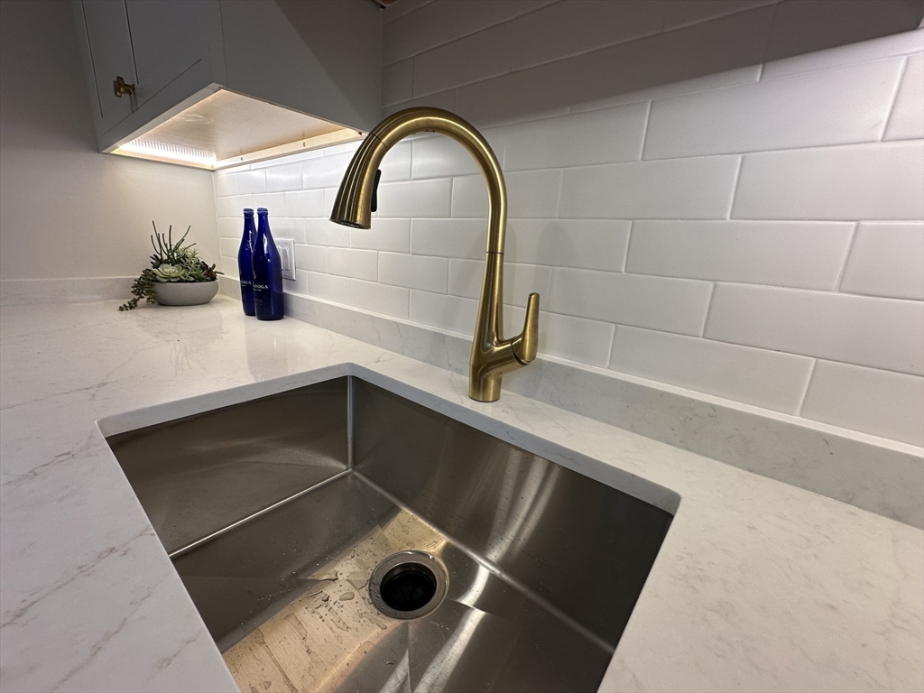 48 Springs Road Bedford, MA 01730 - Photo 18 of 40