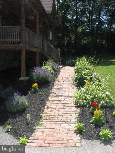 13121 Martin Road Smithsburg, MD 21783 - Photo 6 of 24 Exterior (General)