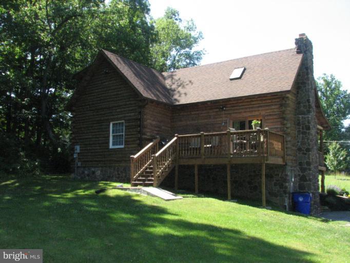 13121 Martin Road Smithsburg, MD 21783 - Photo 9 of 24 Exterior (Rear)