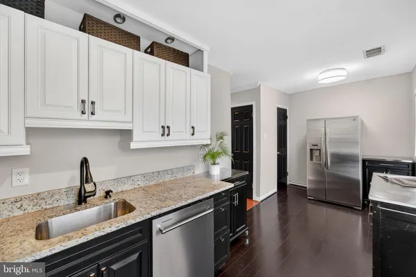 $1,225,000 | 1117 G Street Southeast, Washington, DC 20003