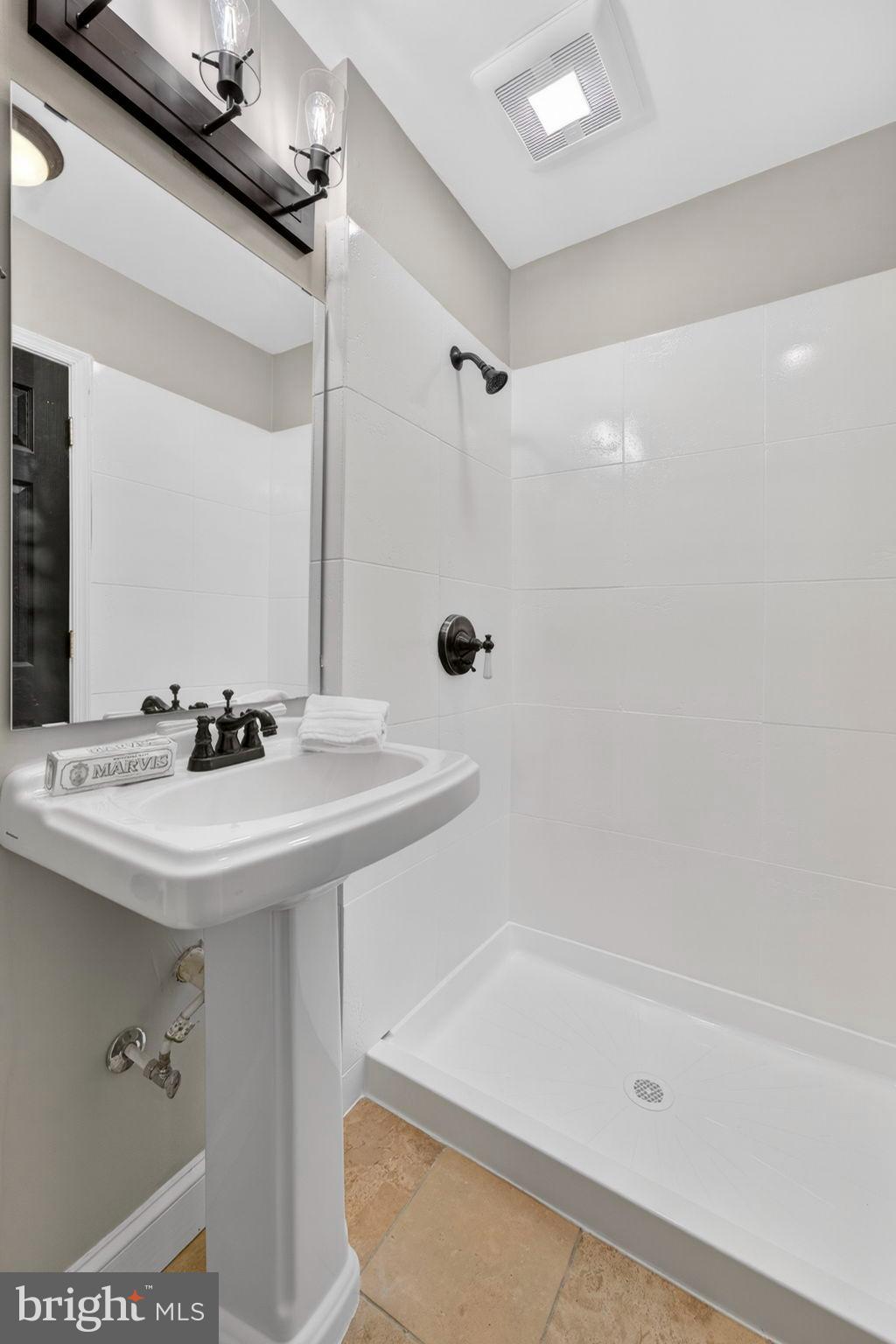 1117 G Street Southeast Washington, DC 20003 - Photo 24 of 50 Primary bathroom