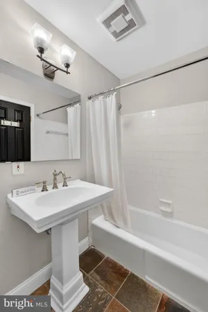 $1,225,000 | 1117 G Street Southeast, Washington, DC 20003