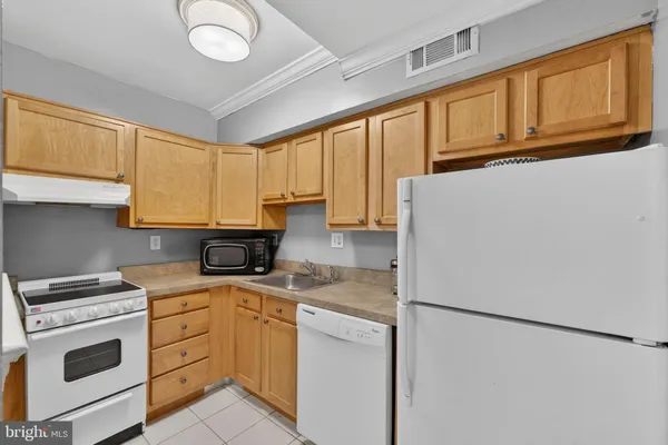 $1,225,000 | 1117 G Street Southeast, Washington, DC 20003