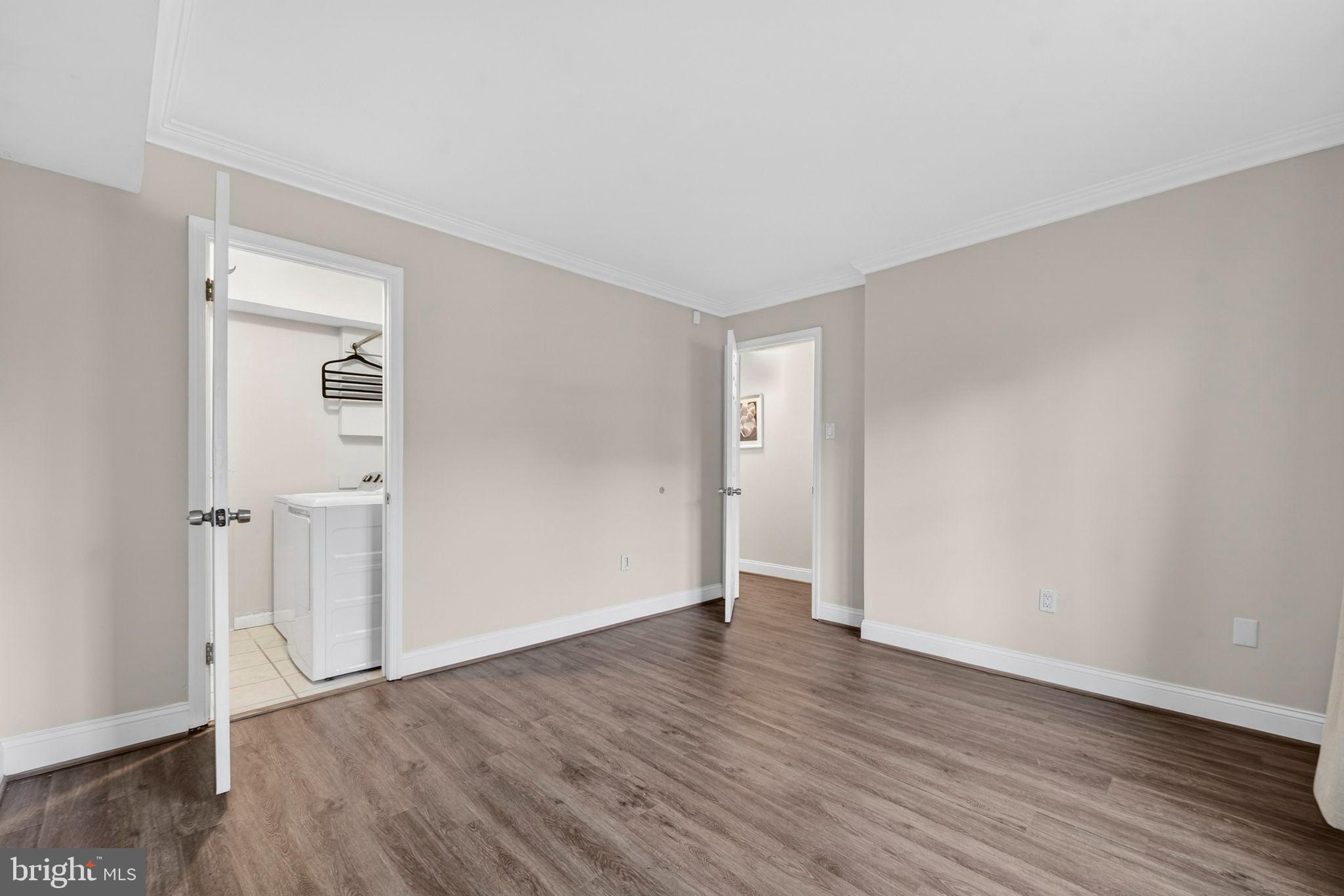 1117 G Street Southeast Washington, DC 20003 - Photo 45 of 50 Spacious room with modern finishes.