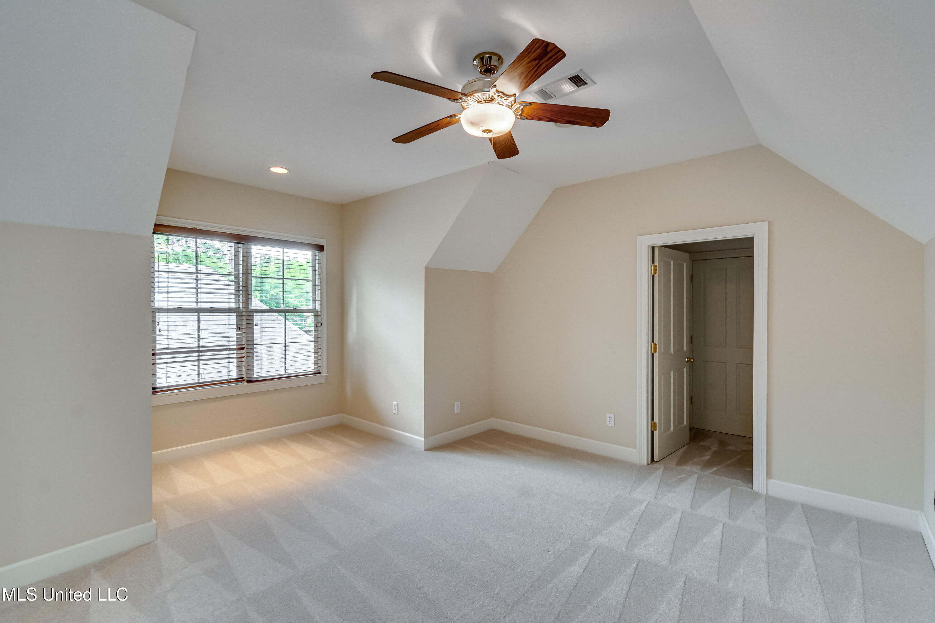 524 Heatherstone Court Ridgeland, MS 39157 - Photo 57 of 68 524 Heatherstone Ct-69