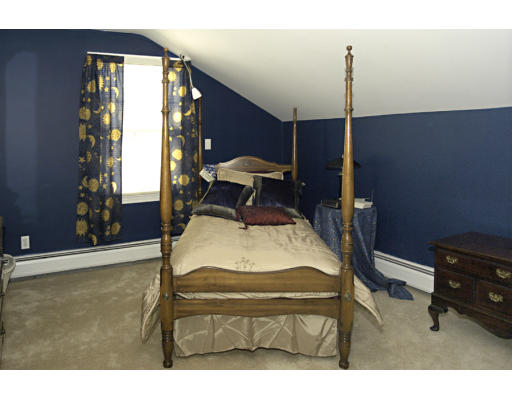 39 Bear Hill Road Reading, MA 01867 - Photo 12 of 22 Gallery Image 12
