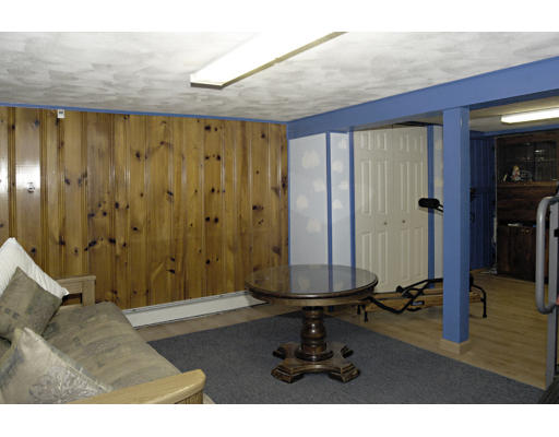 39 Bear Hill Road Reading, MA 01867 - Photo 16 of 22 Gallery Image 16
