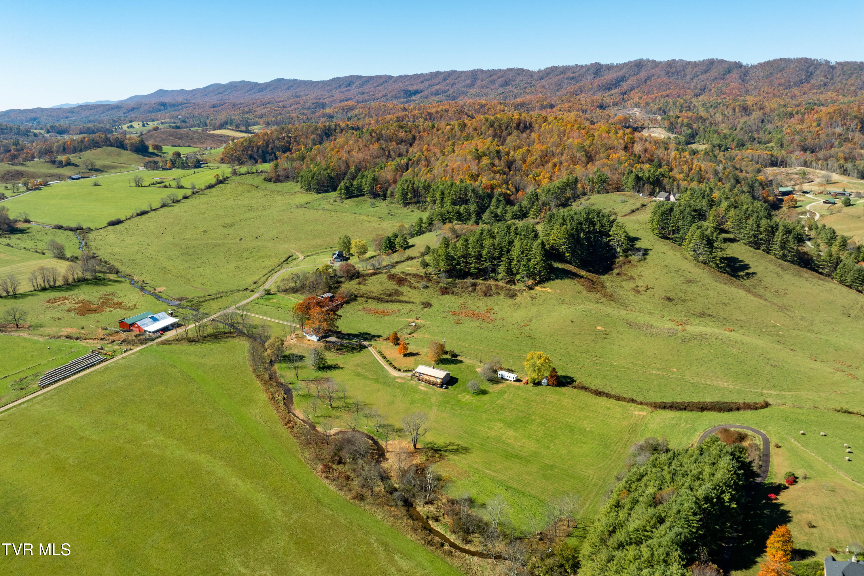 274 Rambo Road Mountain City, TN 37683 - Photo 60 of 76 274 Rambo Rd (9 of 124)