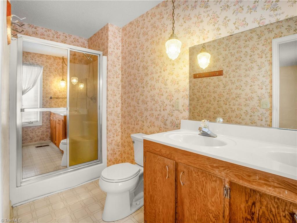 8626 Bull Road Colfax, NC 27235 - Photo 17 of 23