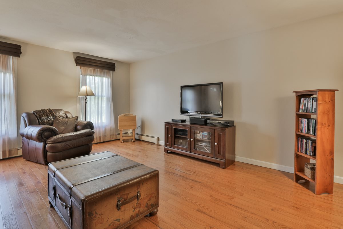 165 Haverhill Road Salem, NH 03079 - Photo 14 of 30