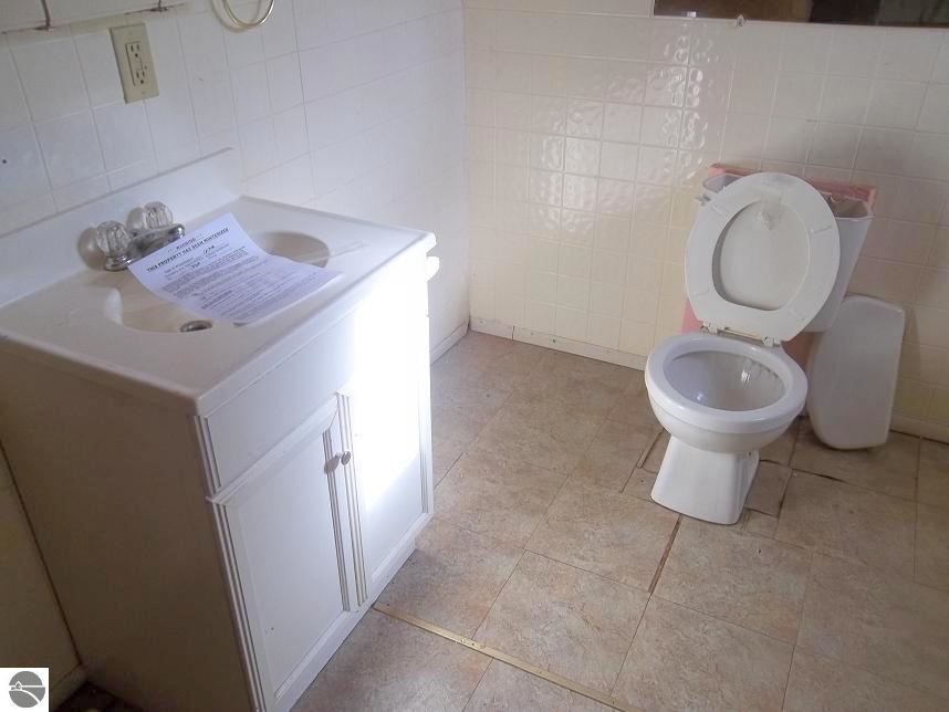 2709 Brady Road Lupton, MI 48635 - Photo 5 of 6 1779512-4.JPG