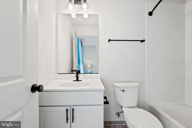 $949,999 | 4005 Granary View Court, Dumfries, VA 22025