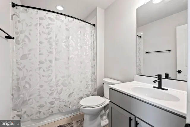 $949,999 | 4005 Granary View Court, Dumfries, VA 22025