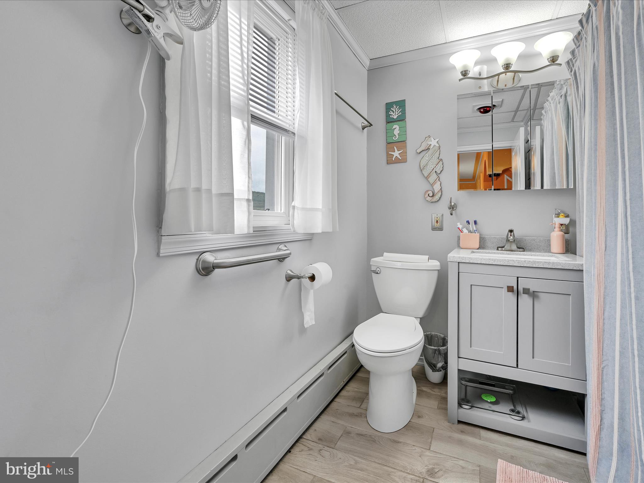 163 2nd Street Coaldale, PA 18218 - Photo 18 of 30 Bathroom