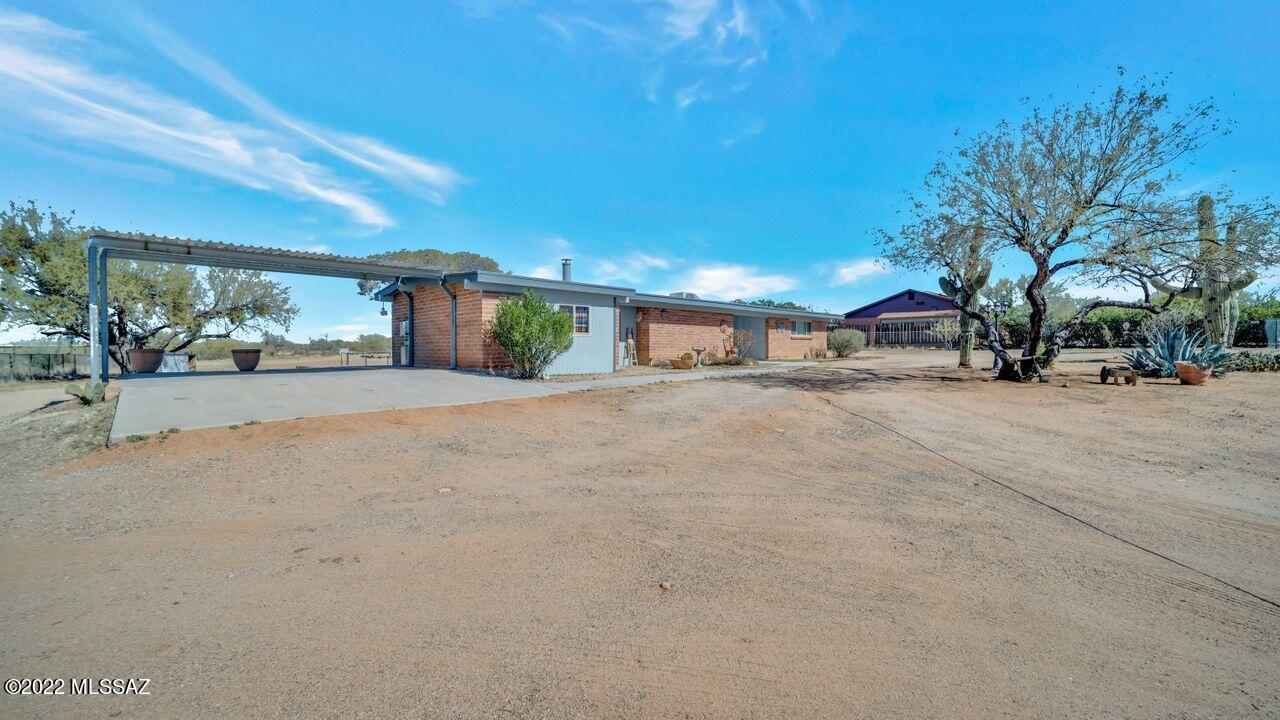 16062 West Ridgemoor Avenue Tucson, AZ 85736 - Photo 2 of 24 Gallery Image 2