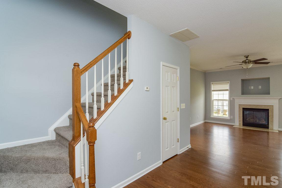 4434 Snowcrest Lane Raleigh, NC 27616 - Photo 4 of 19