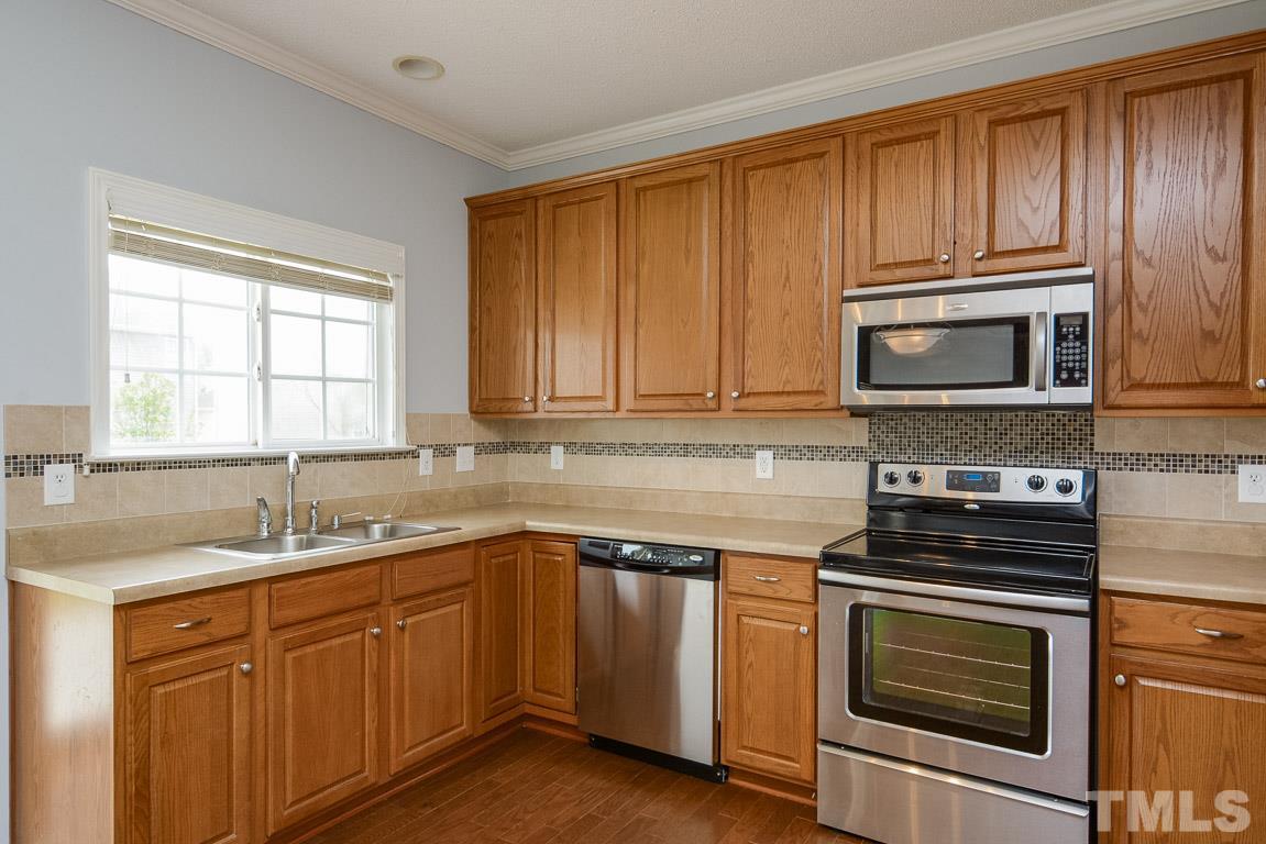 4434 Snowcrest Lane Raleigh, NC 27616 - Photo 9 of 19