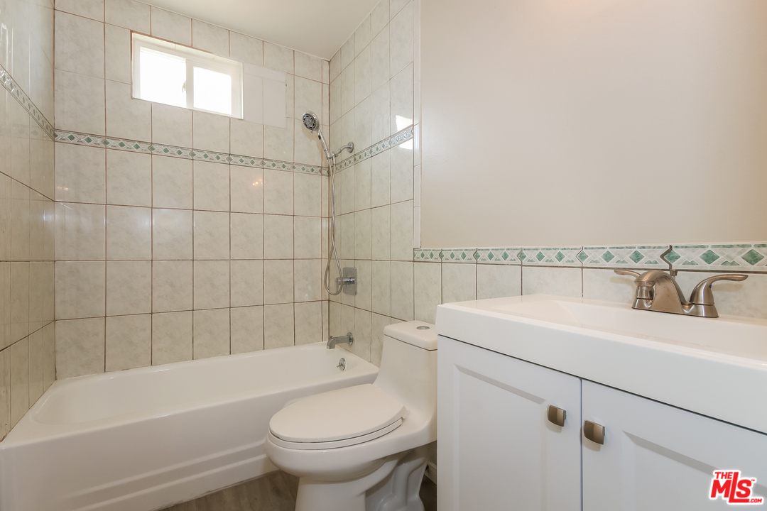 1068 Overlook Ridge Road Diamond Bar, CA 91765 - Photo 21 of 27 Gallery Image 21