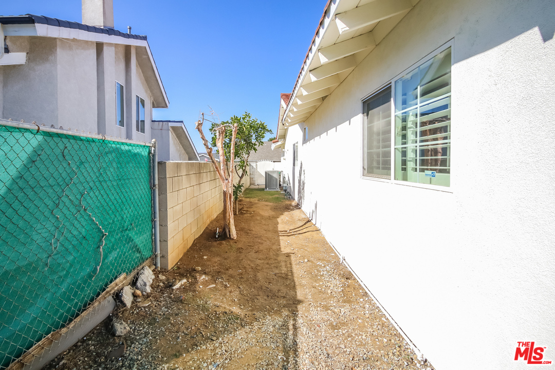 1068 Overlook Ridge Road Diamond Bar, CA 91765 - Photo 24 of 27 Gallery Image 24