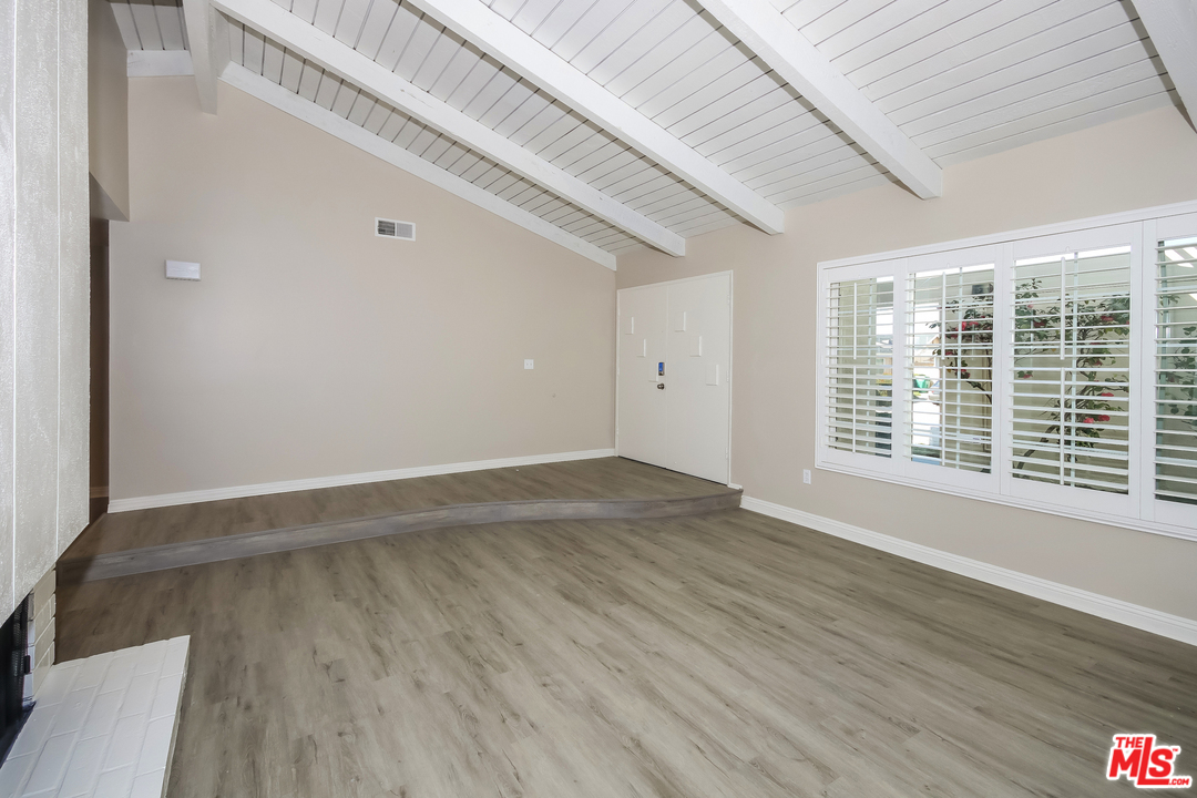 1068 Overlook Ridge Road Diamond Bar, CA 91765 - Photo 8 of 27 Gallery Image 8
