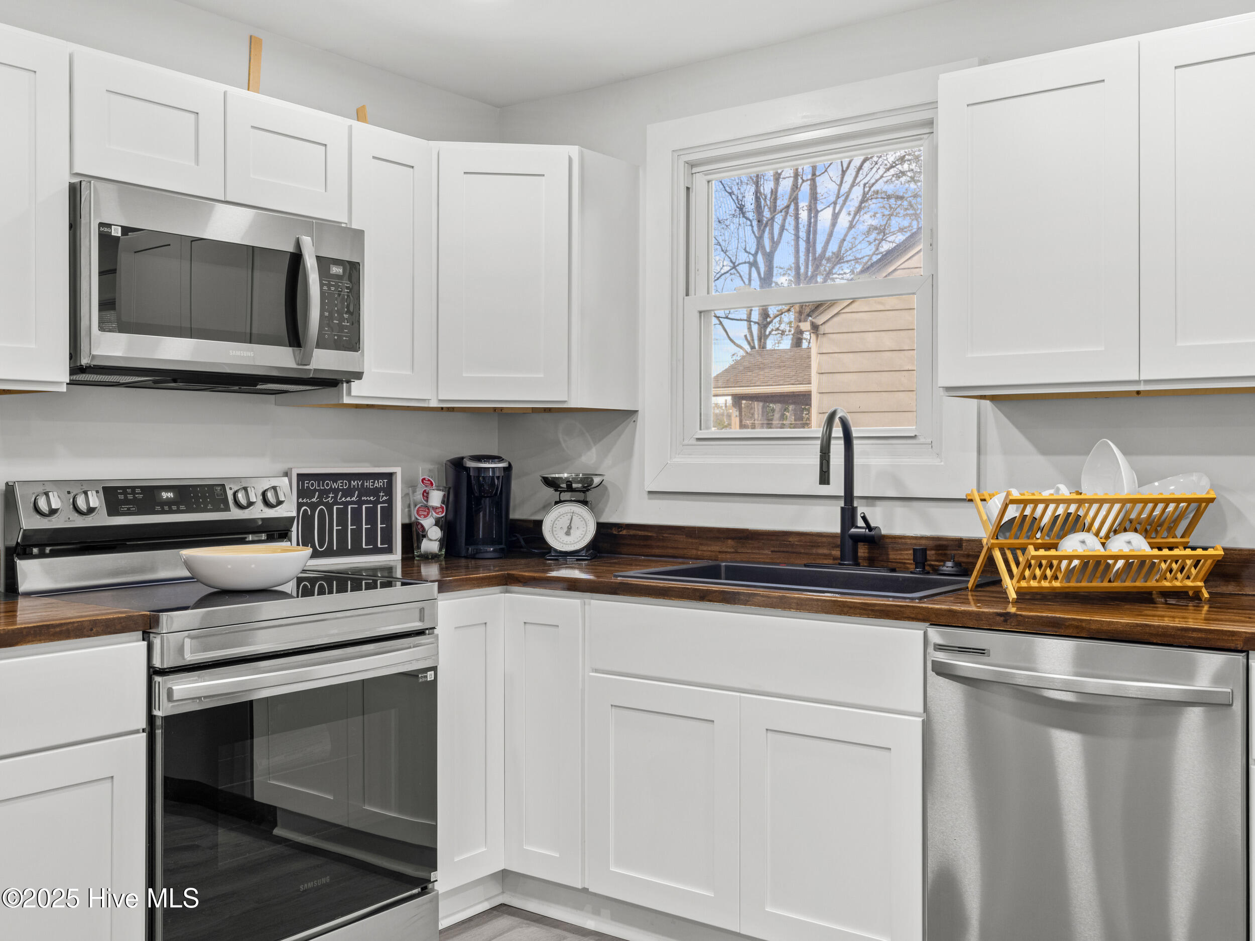 6 Glendale Road Jacksonville, NC 28540 - Photo 15 of 40 Kitchen