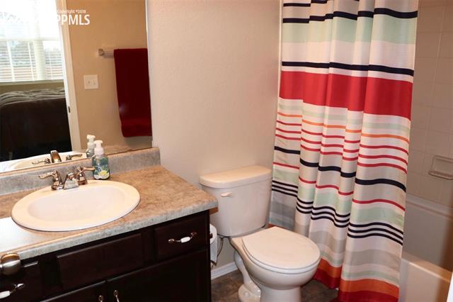 5325 Prominence Point Colorado Springs, CO 80923 - Photo 11 of 20 Gallery Image 11