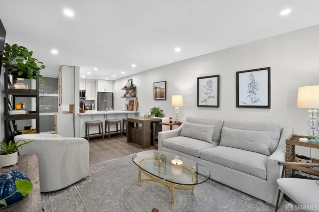 $709,000 | 222 Laurel Street, Unit 109, San Carlos, CA 94070