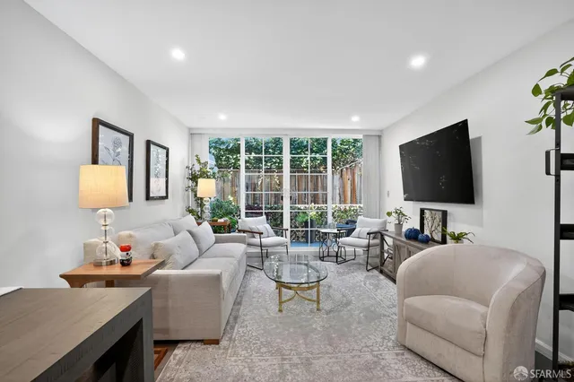 $709,000 | 222 Laurel Street, Unit 109, San Carlos, CA 94070