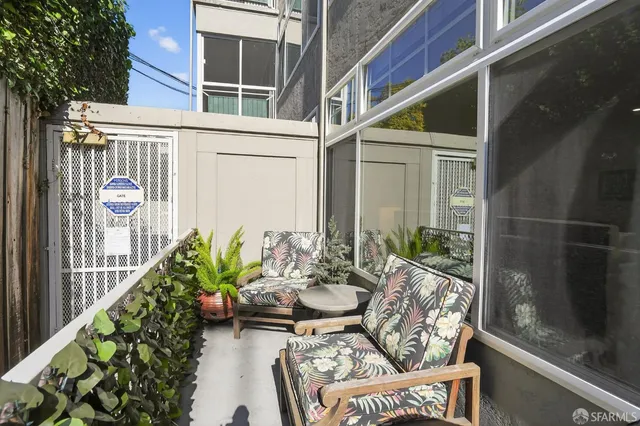 $709,000 | 222 Laurel Street, Unit 109, San Carlos, CA 94070
