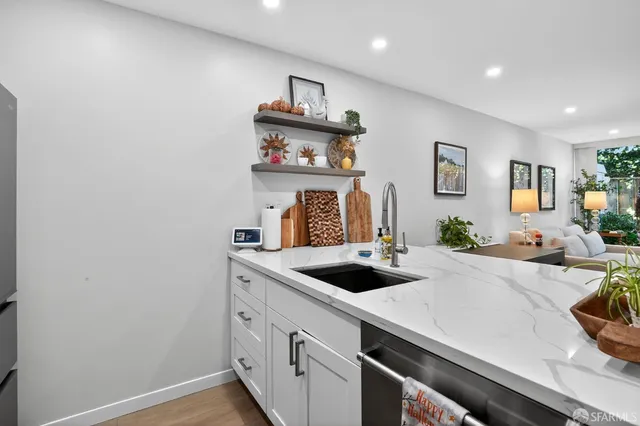 $709,000 | 222 Laurel Street, Unit 109, San Carlos, CA 94070