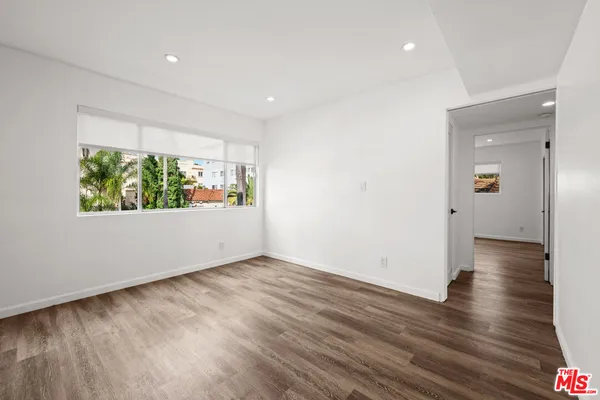 $5,850 | 136 South Palm Drive, Unit 301, Beverly Hills, CA 90212