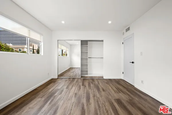 $5,850 | 136 South Palm Drive, Unit 301, Beverly Hills, CA 90212