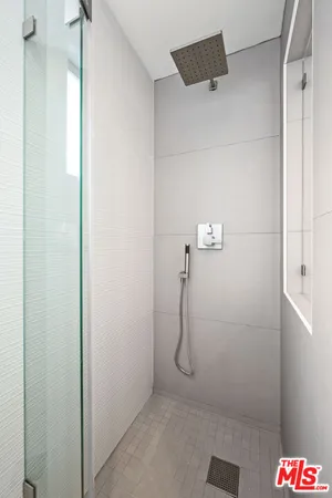 $5,850 | 136 South Palm Drive, Unit 301, Beverly Hills, CA 90212