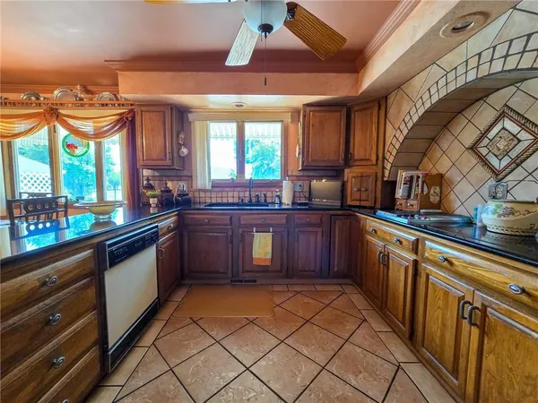 $695,000 | 3187 56th Highway, Herington, KS 67449