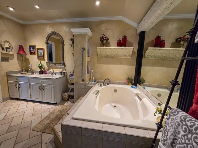 $695,000 | 3187 56th Highway, Herington, KS 67449