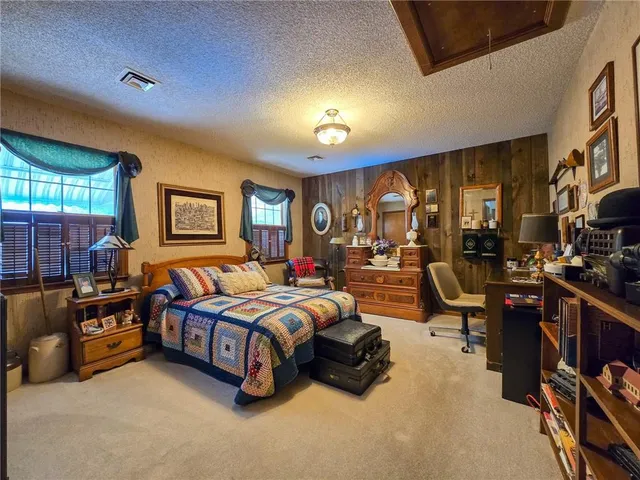 $695,000 | 3187 56th Highway, Herington, KS 67449