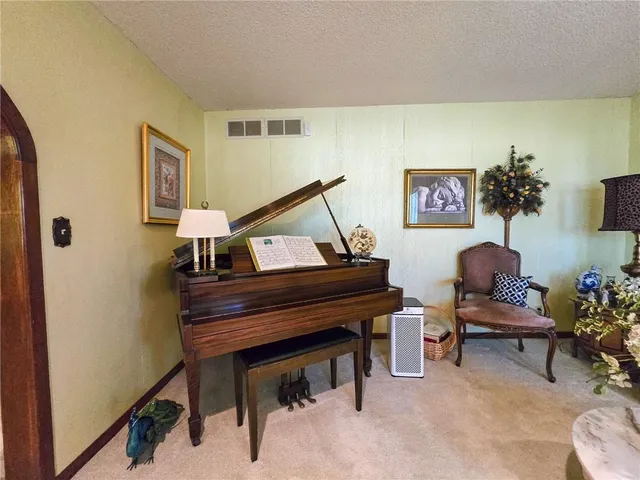 $695,000 | 3187 56th Highway, Herington, KS 67449