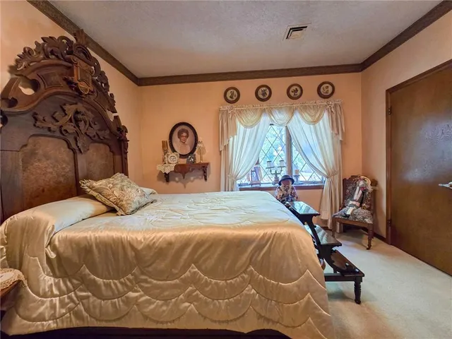 $695,000 | 3187 56th Highway, Herington, KS 67449