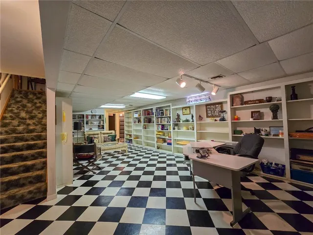 $695,000 | 3187 56th Highway, Herington, KS 67449