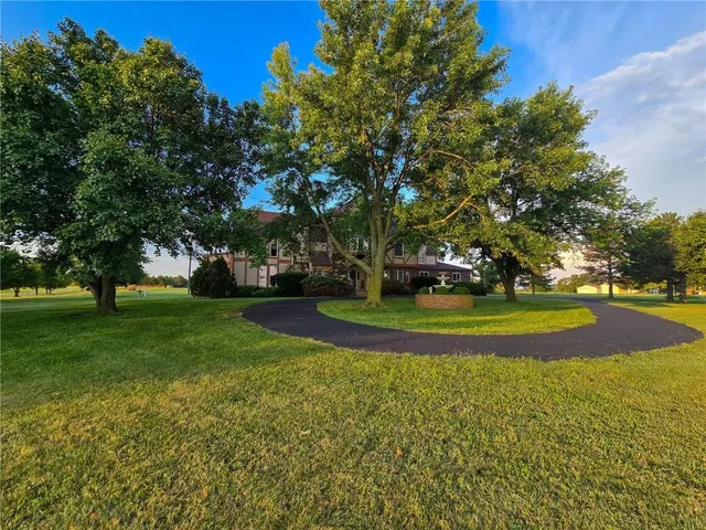 $695,000 | 3187 56th Highway, Herington, KS 67449