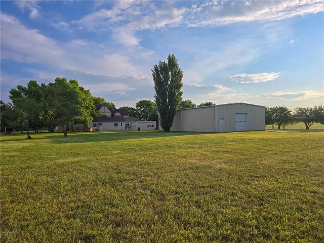 $695,000 | 3187 56th Highway, Herington, KS 67449