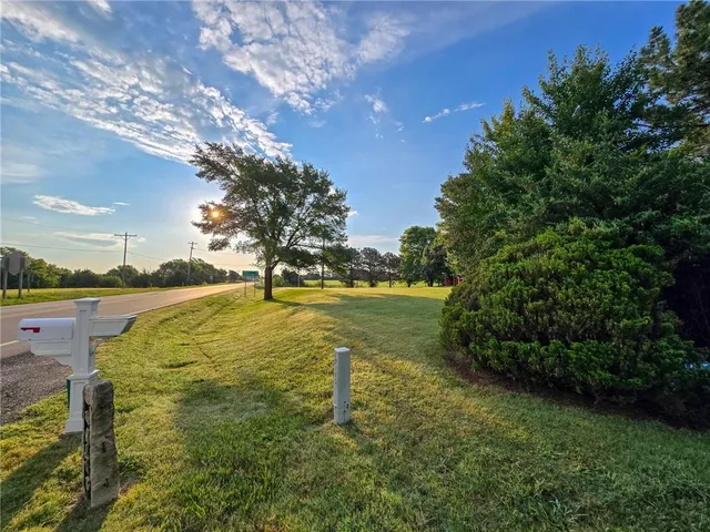 $695,000 | 3187 56th Highway, Herington, KS 67449